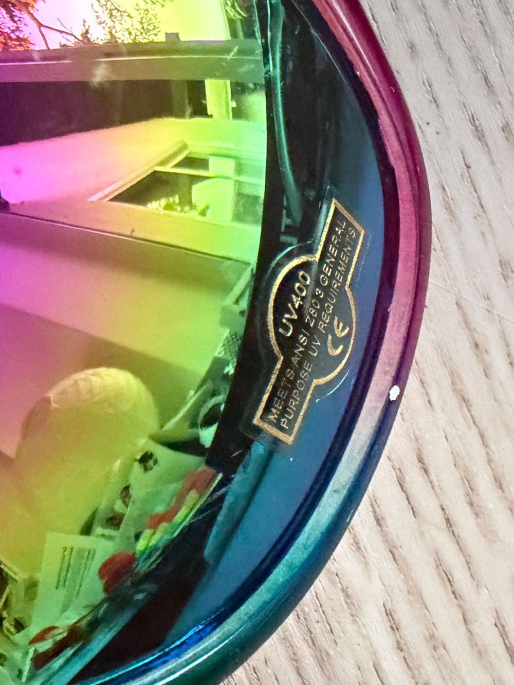 🌈 NWOT L.A PRIDE Rainbow Sunglasses 🕶 - Picture 2 of 3